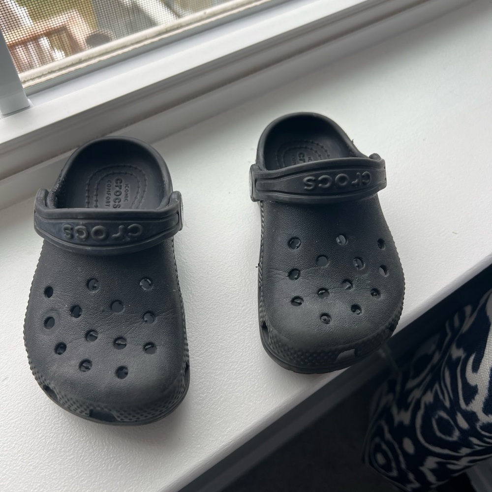 Little kid crocs